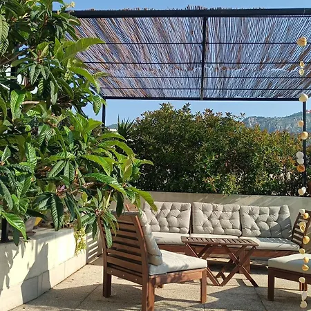 Проживание в семье Calme Ouvrant Sur Magnifique Rooftop